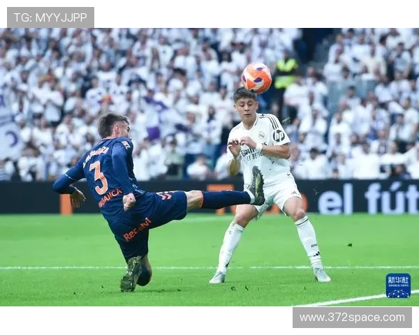 维尼修斯社交媒体分享照片激励球队期待国家德比盛战明日相见共享激情时刻